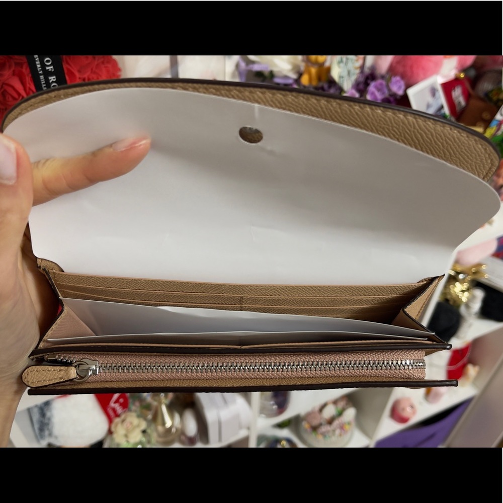 Coach Wallet - Picture 6 of 6